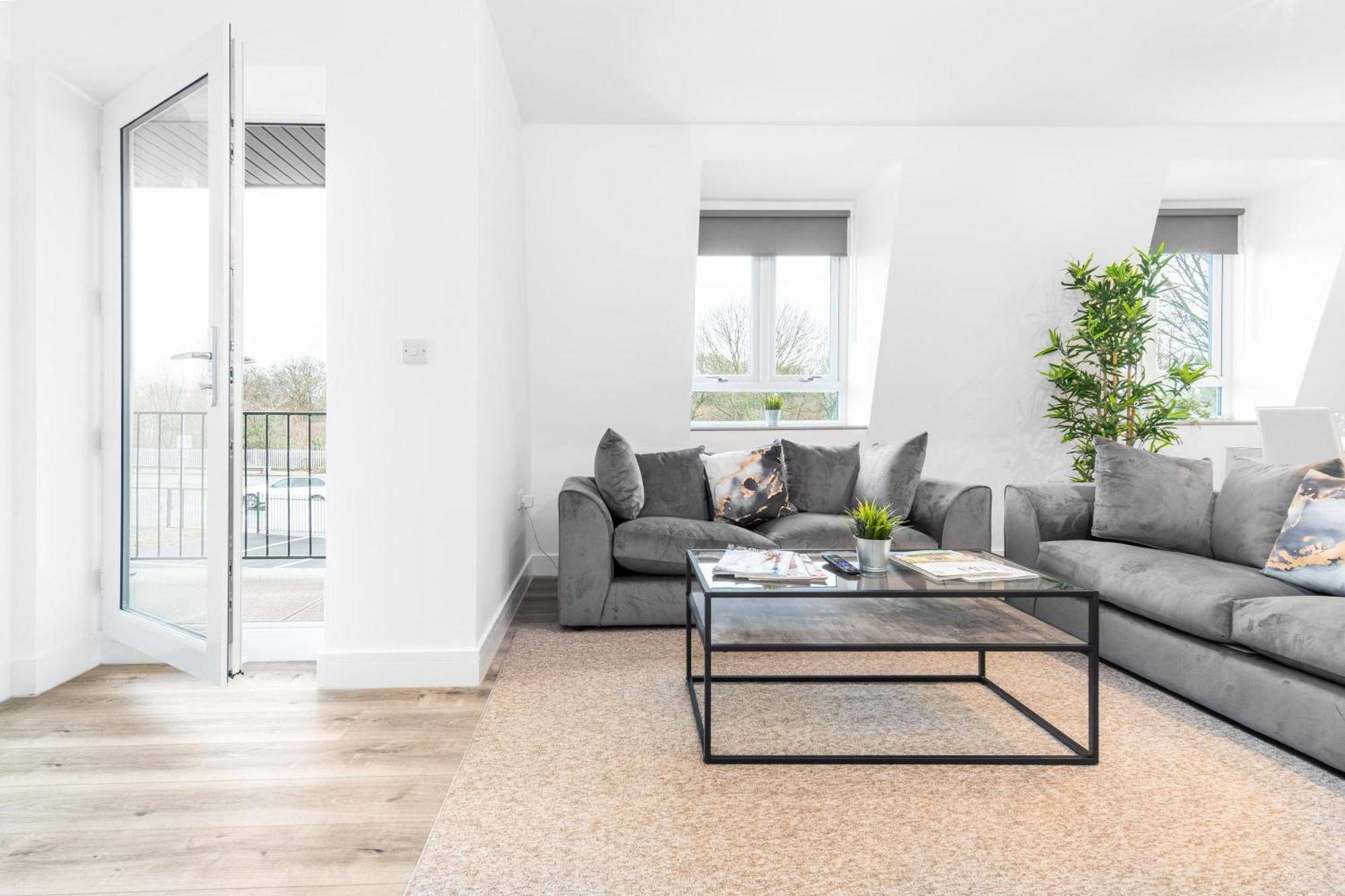 Stylish 2 Bedroom Apartment - Balcony - Secure Parking - Top Rated - 5Mc Birmingham Eksteriør bilde