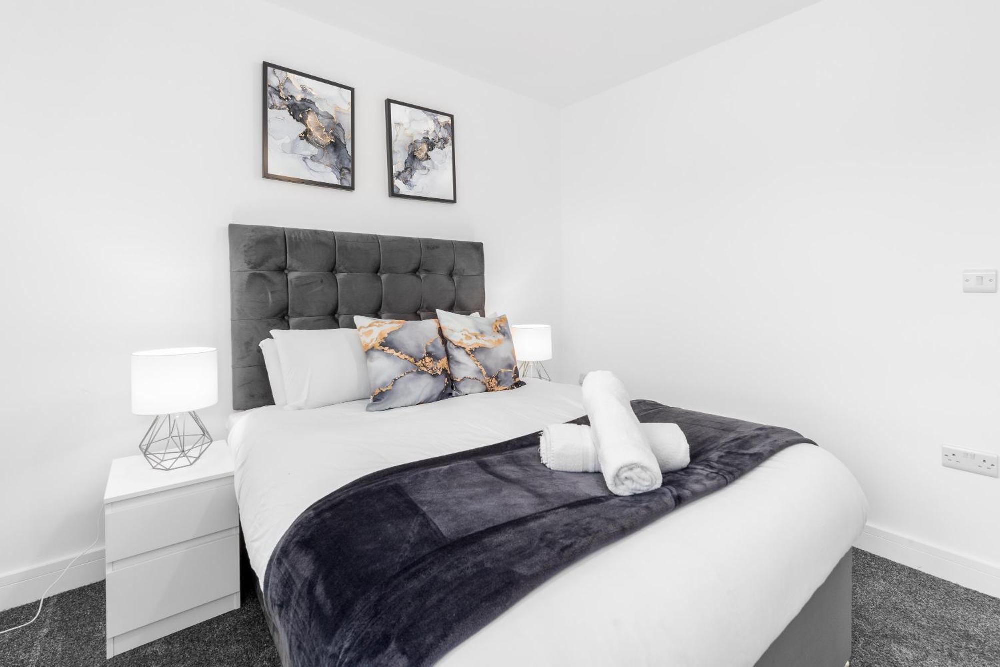 Stylish 2 Bedroom Apartment - Balcony - Secure Parking - Top Rated - 5Mc Birmingham Eksteriør bilde